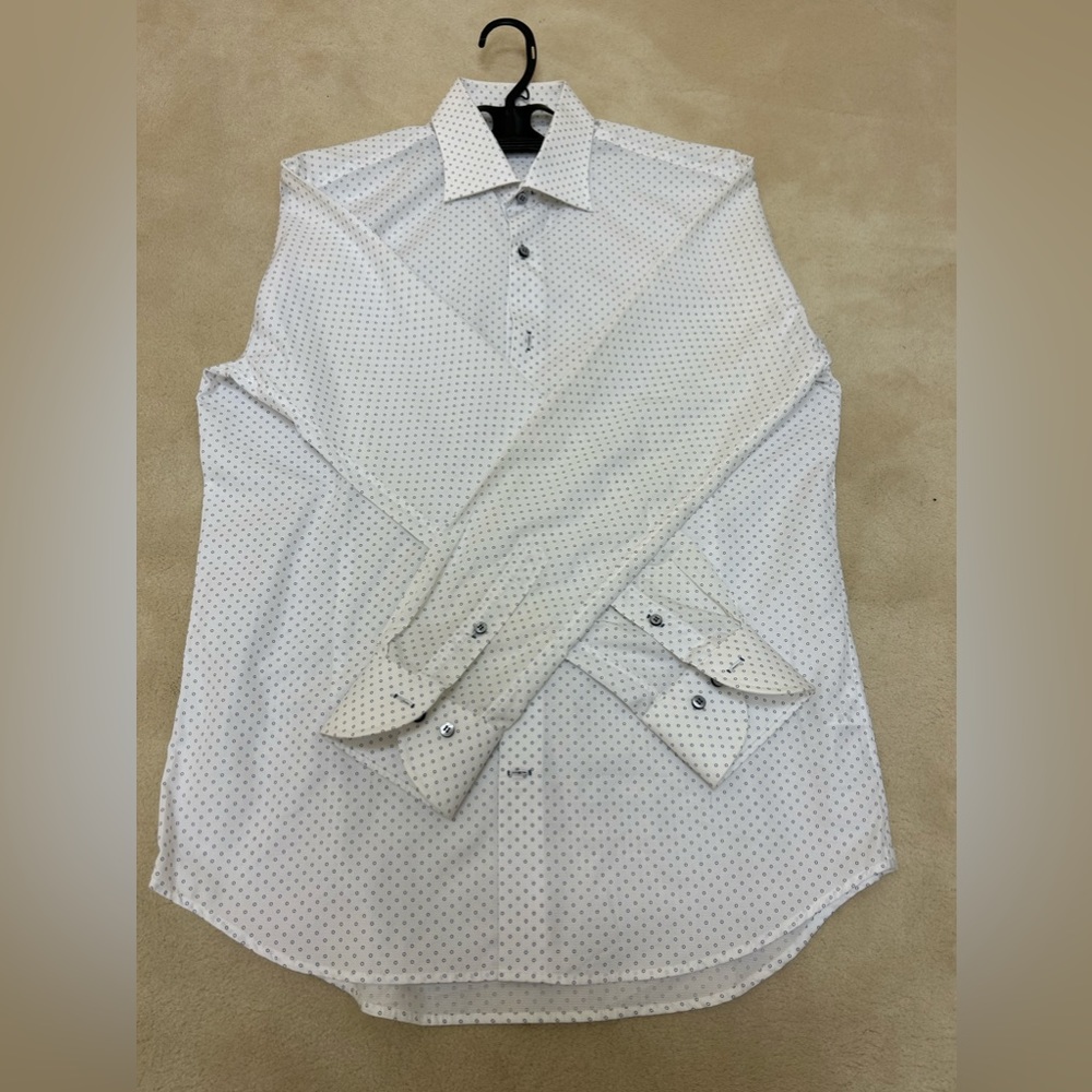 Spring Time Saks Button Down. Like New! - image 2